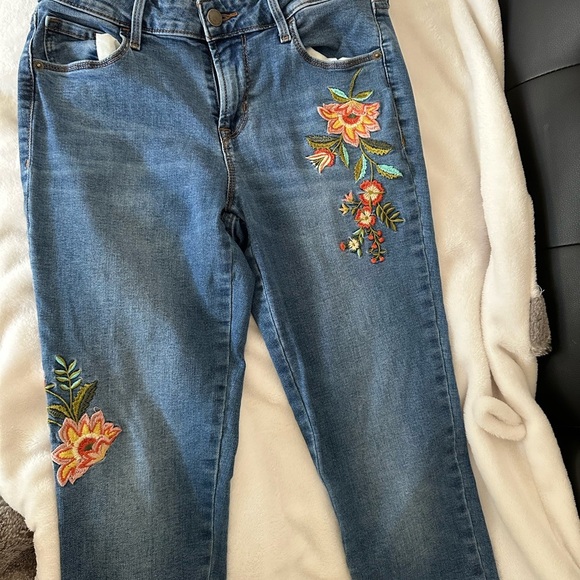 Embroidered Blue Jeans - Picture 1 of 7